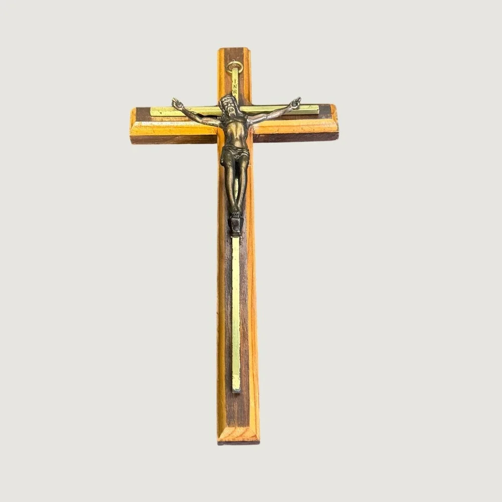Vintage‎ Crucifix Cross Jesus Christ INRI Wooden Metal Hanging